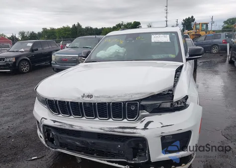 2022 Jeep Grand Cherokee Overland 4X4 z USA, uszkodzony, nr VIN 1C4RJHDG8N8616063